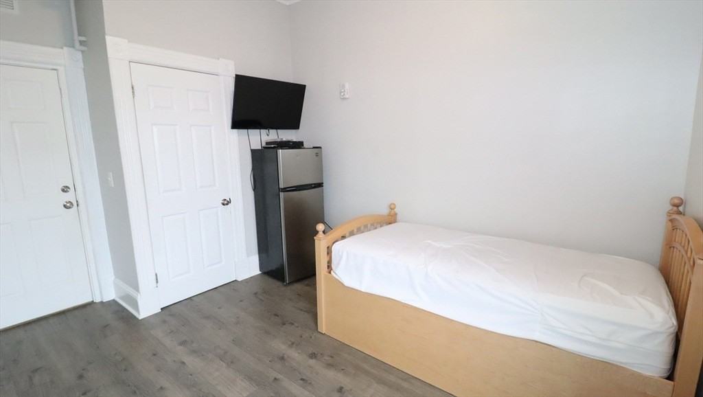 44 South St #7 - Photo 5 of 13