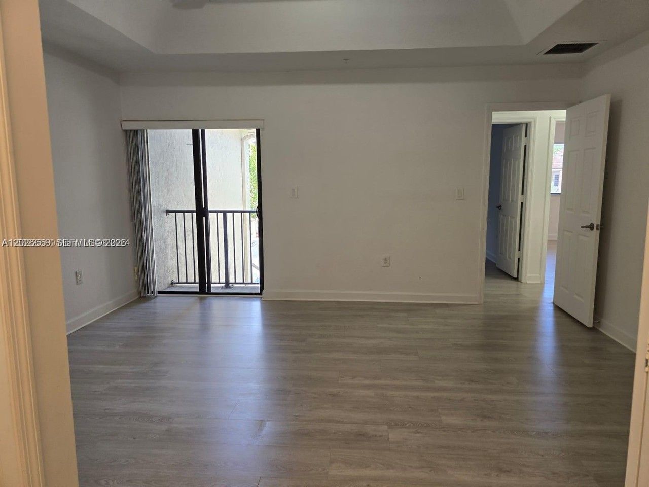 22401 Sw 88th Pl #115 - Photo 5 of 32
