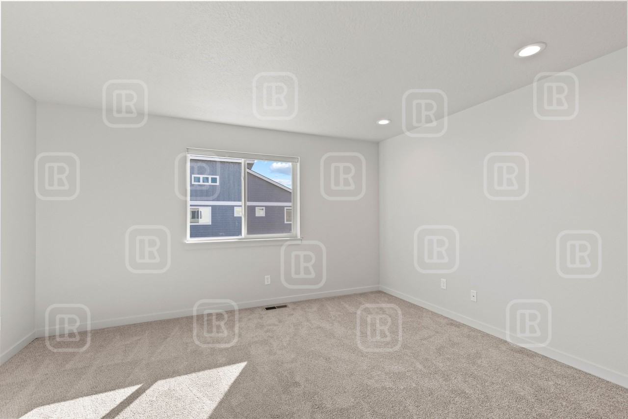 214 S Woodlawn Ln #1 - Photo 2 of 16