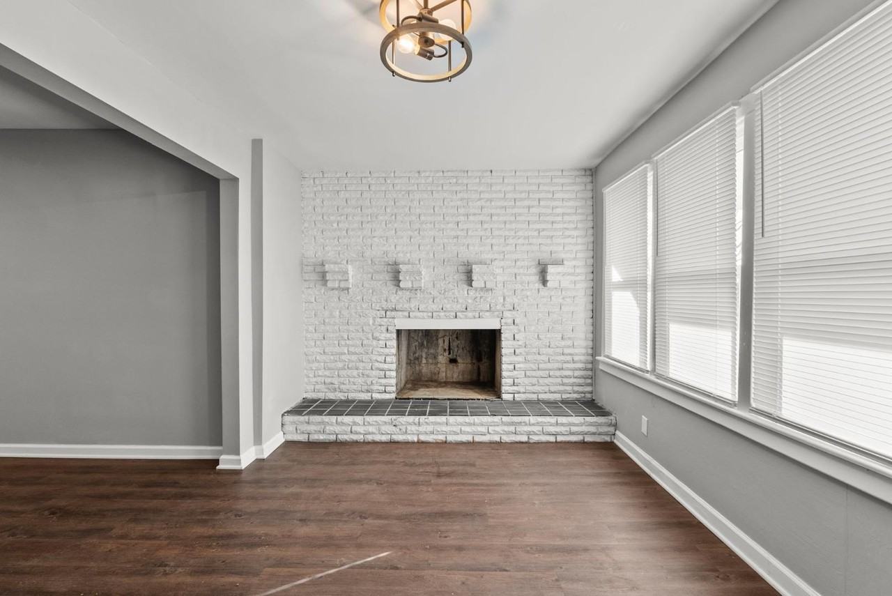 105 Johnson St - Photo 7 of 20