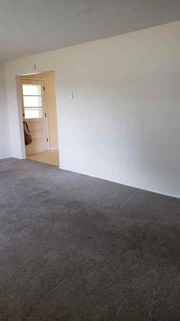 717 S Bond St - Photo 4 of 11