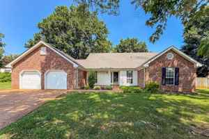 featured image of 104 Carolina Ct
