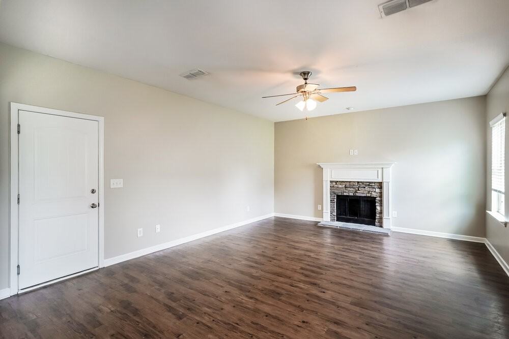 8005 Lakota Ct - Photo 5 of 17