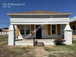 featured image of 516 N Madison St #1