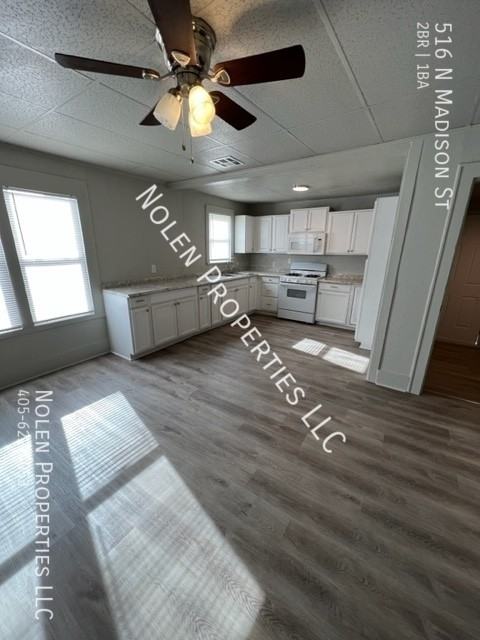 516 N Madison St #1 - Photo 3 of 9