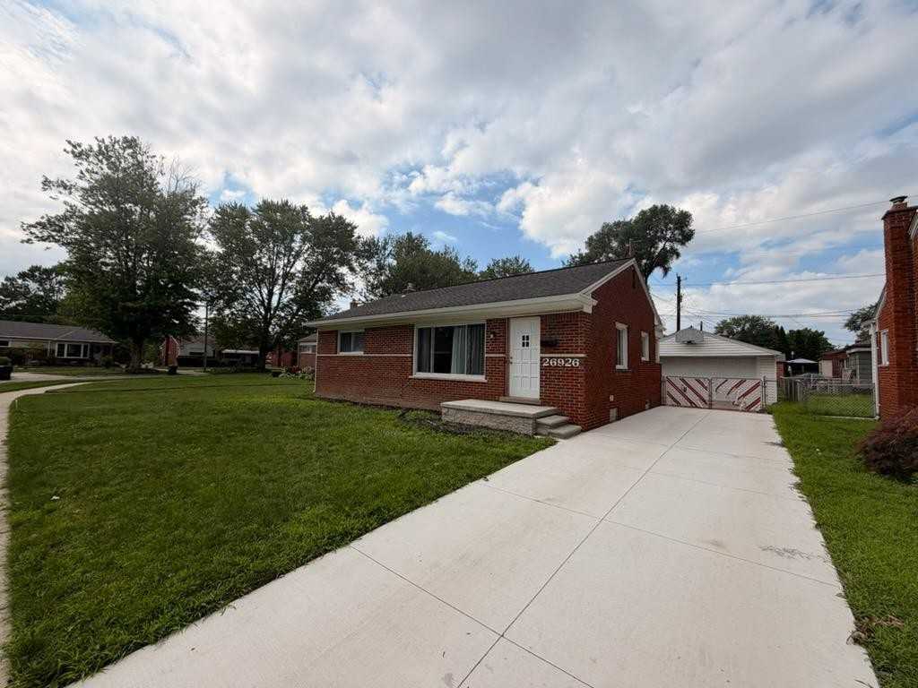 26926 Dover #1 - Photo 2 of 27