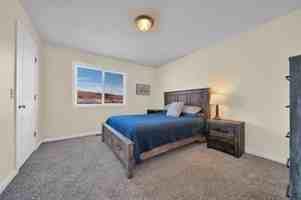 featured image of 3840 Vale Dr #3840