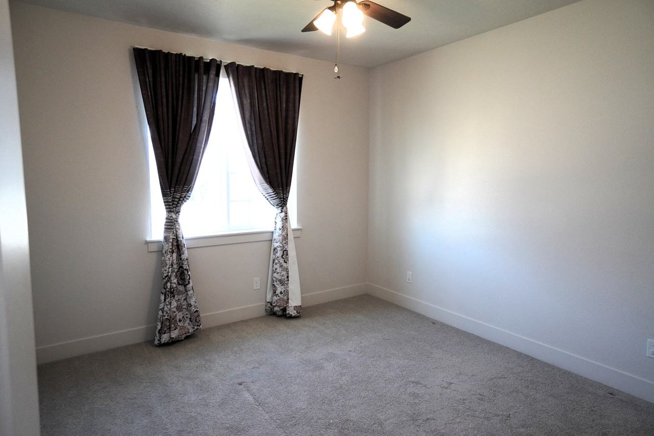 245 E Caldera St #1 - Photo 7 of 50