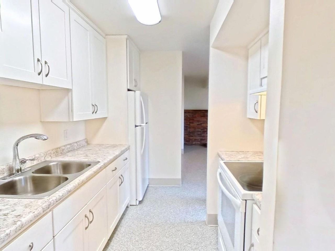 340 Spear St - Photo 4 of 24