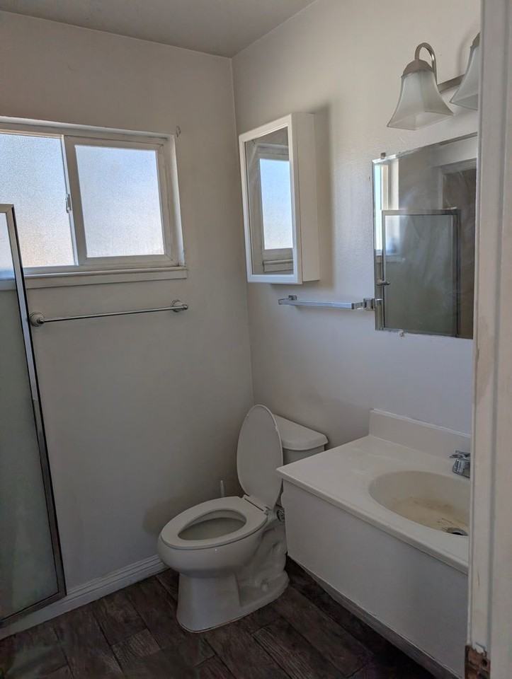 LA2187-405 E. Harvard Blvd. LLC - Photo 7 of 14