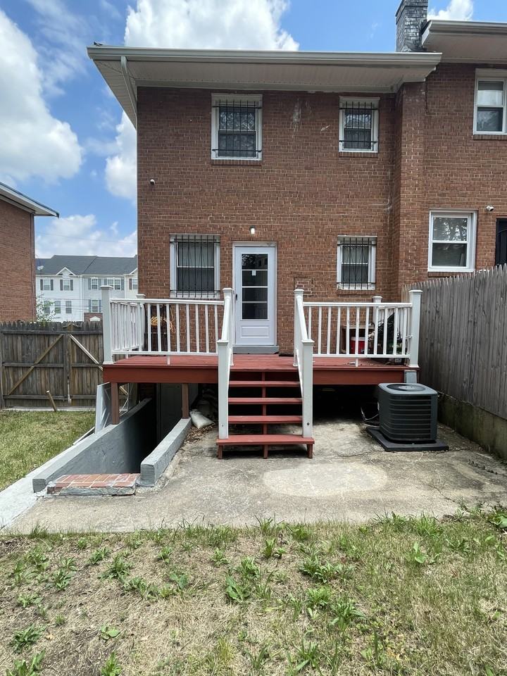 821 Maury Ave #1 - Photo 4 of 7