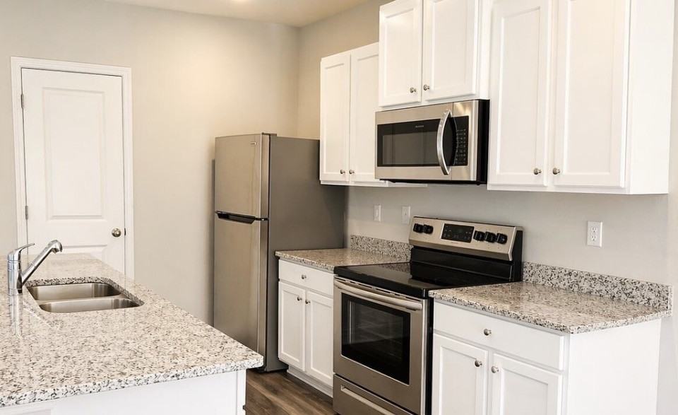 394 Oakwood Dr Nw #1 - Photo 6 of 10