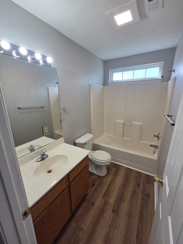 440 Secretariat Dr #1 - Photo 5 of 10