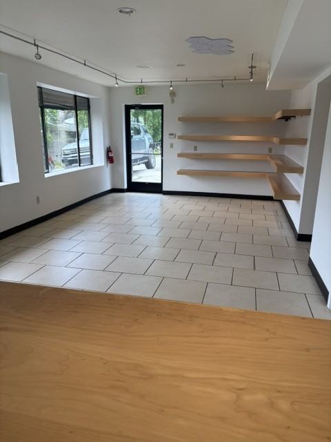 3111 Harborview Drive - 1Suite 100 #1 - Photo 3 of 19