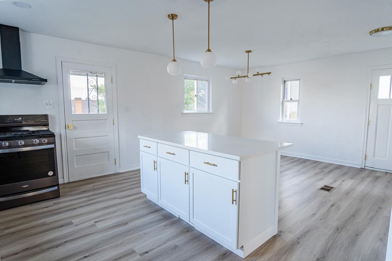 448 Eureka St #1 - Photo 6 of 29