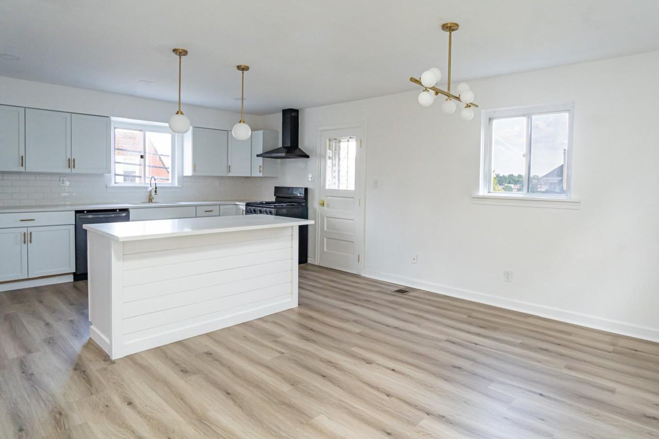 448 Eureka St #1 - Photo 7 of 29