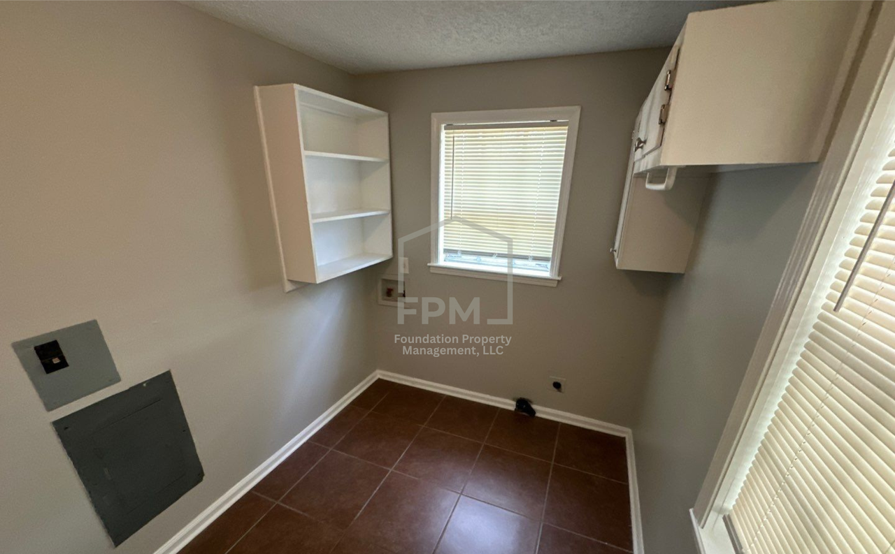 3623 Arsenal St #1 - Photo 5 of 17