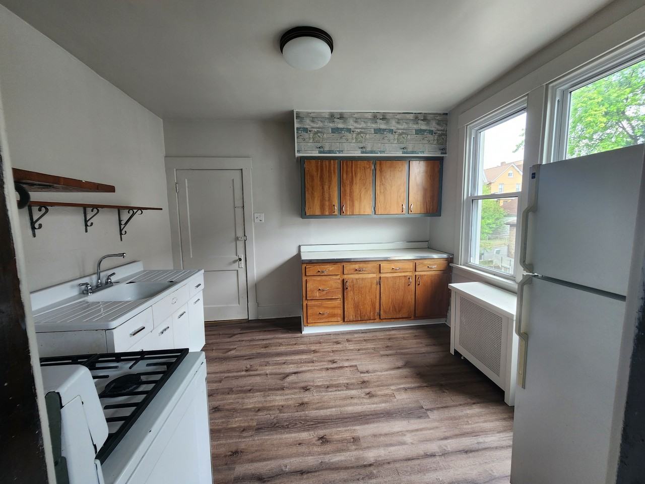 407 Franklin St #2 - Photo 6 of 19