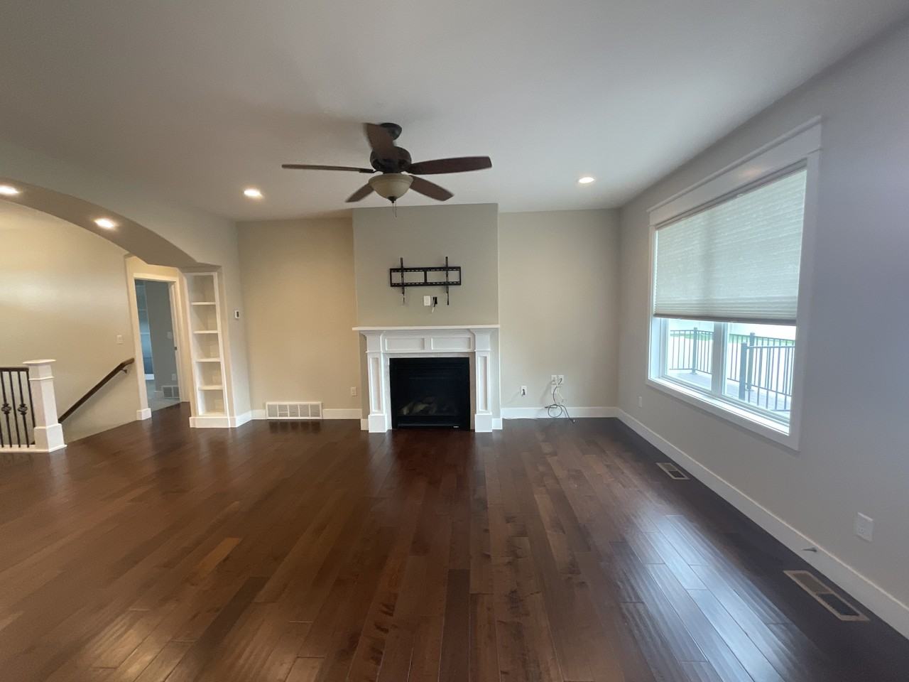 5506 Sunny Cv #1 - Photo 3 of 34