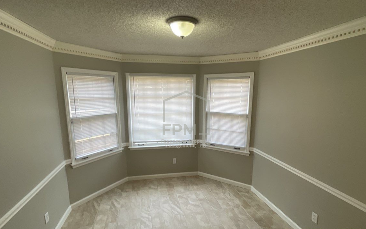 7089 Cobblestone Dr #1 - Photo 5 of 15