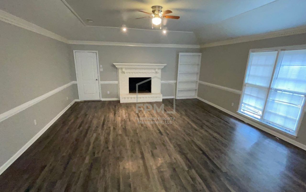 7089 Cobblestone Dr #1 - Photo 7 of 15