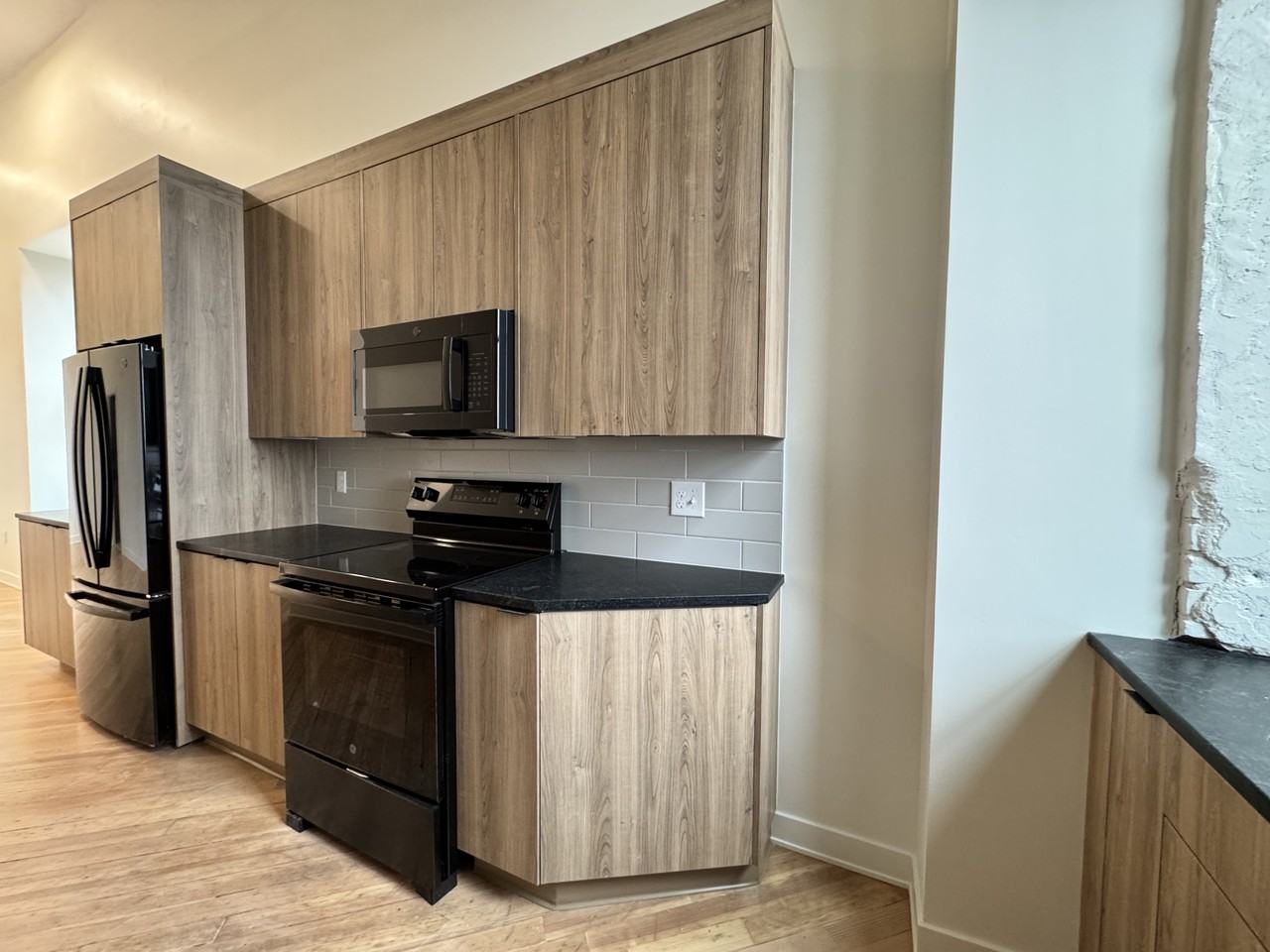 110 West 9th StreetApt. 2D #2D - Photo 4 of 10