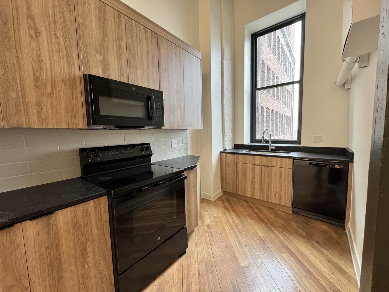 110 West 9th StreetApt. 2D #2D - Photo 7 of 10