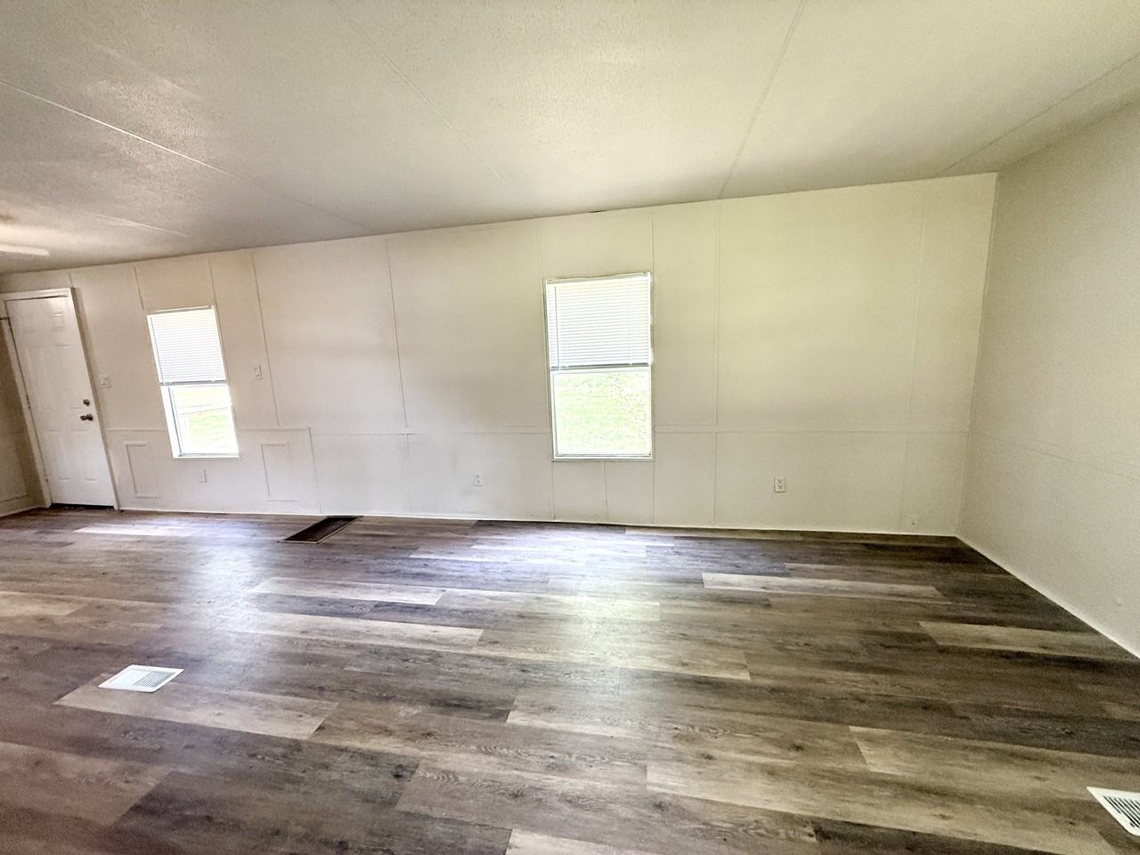 11968 Deerview St #1 - Photo 6 of 16