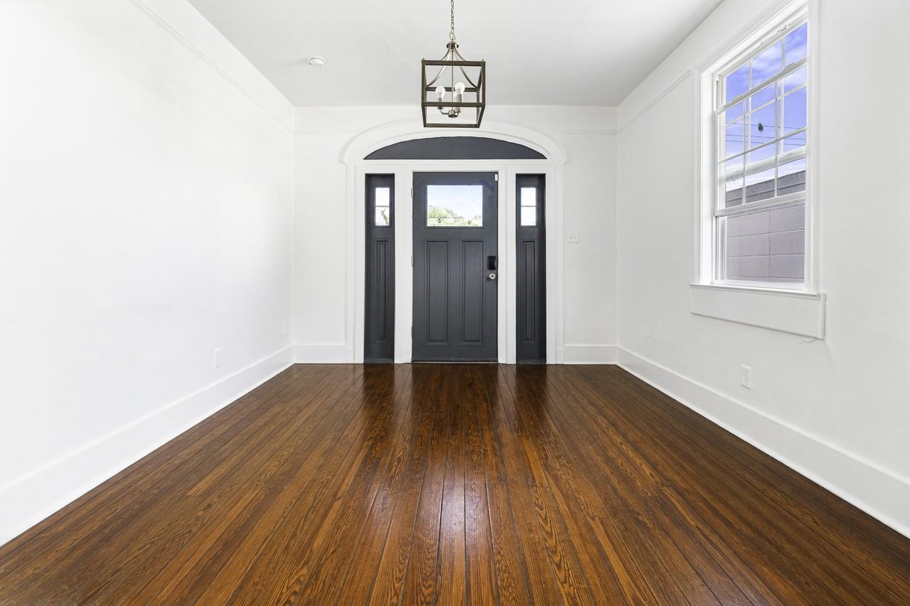 1653 Treasure St #2A - Photo 7 of 10
