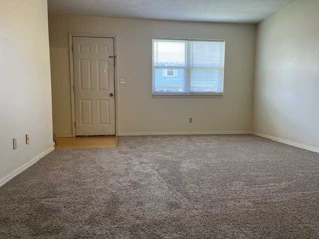3219 N 21st St #3219 - Photo 3 of 15