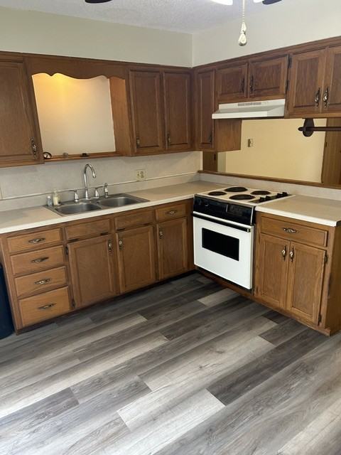 1152 S Glenn Ave #B - Photo 6 of 13