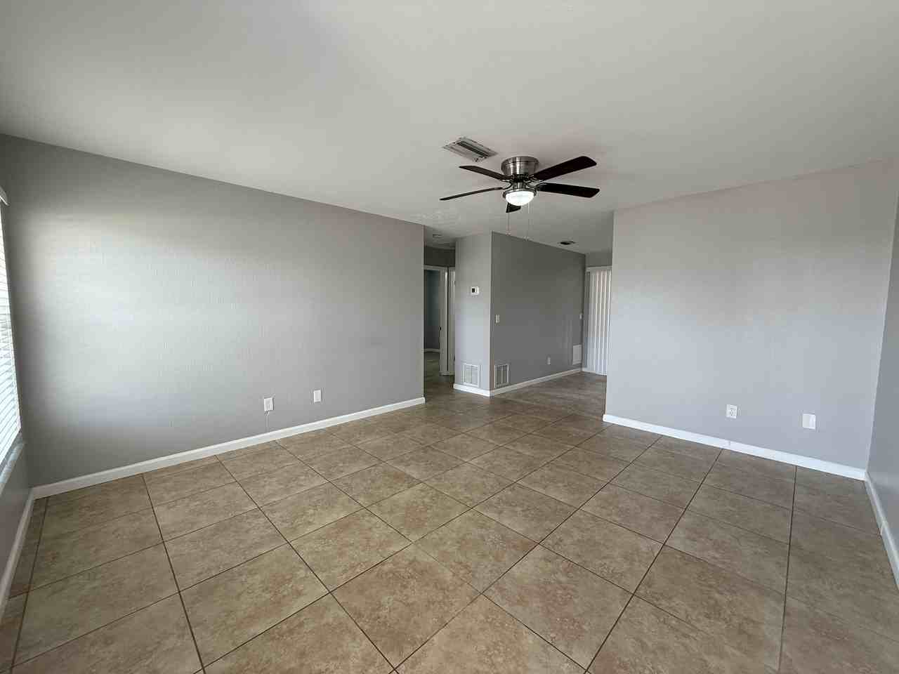 510 Briarwood Rd #1 - Photo 2 of 10