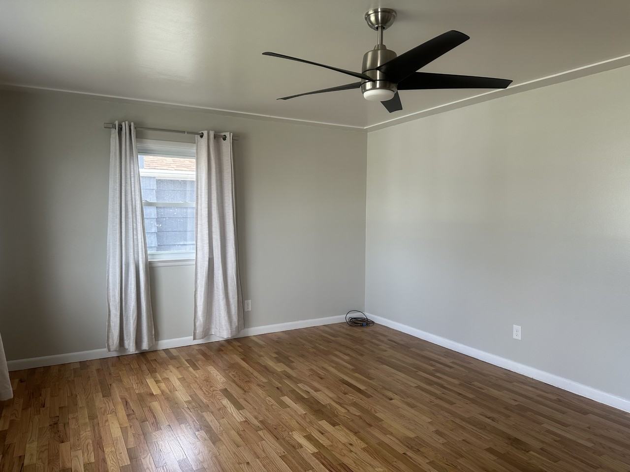 4506 Vaughn Ln - Photo 4 of 14