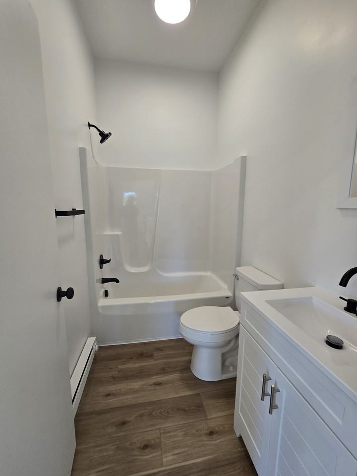 514 Lincoln Way E #2 - Photo 2 of 5