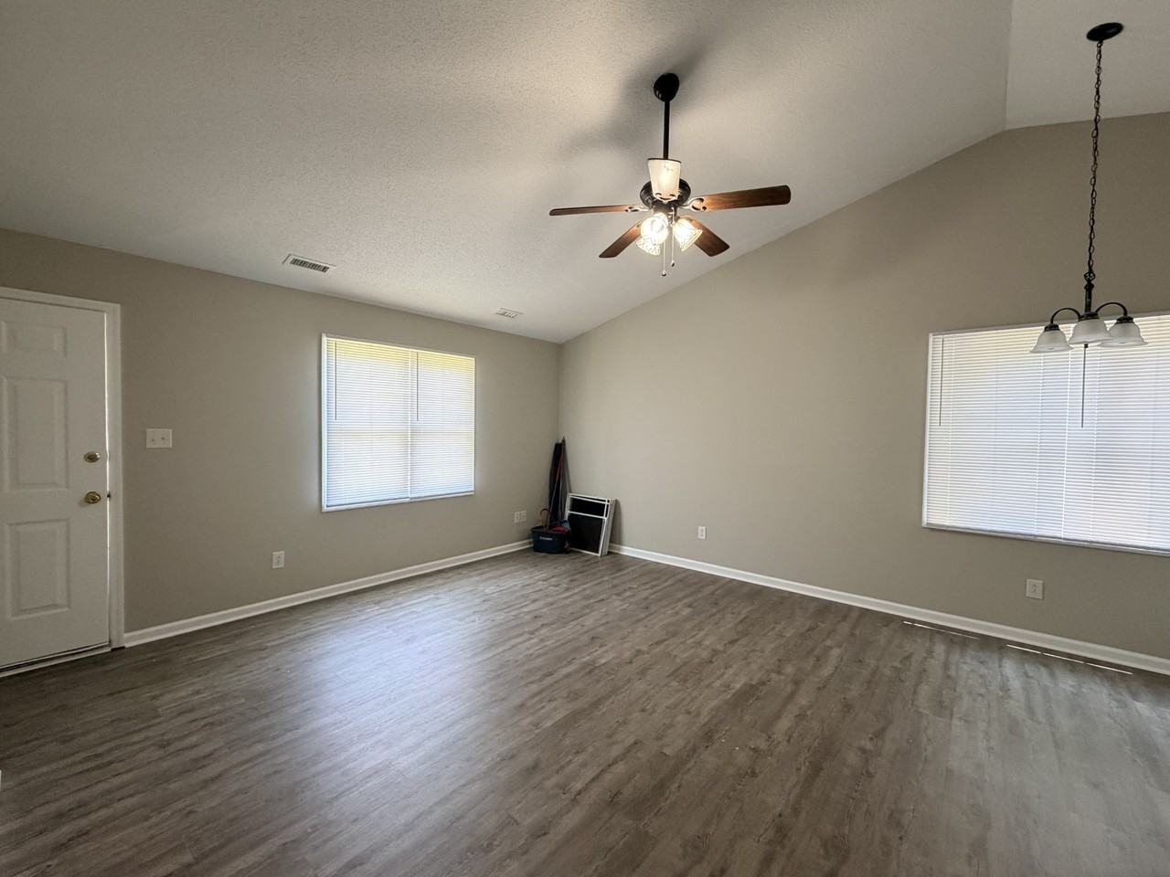 3209 Deer Path Cir #1 - Photo 4 of 17