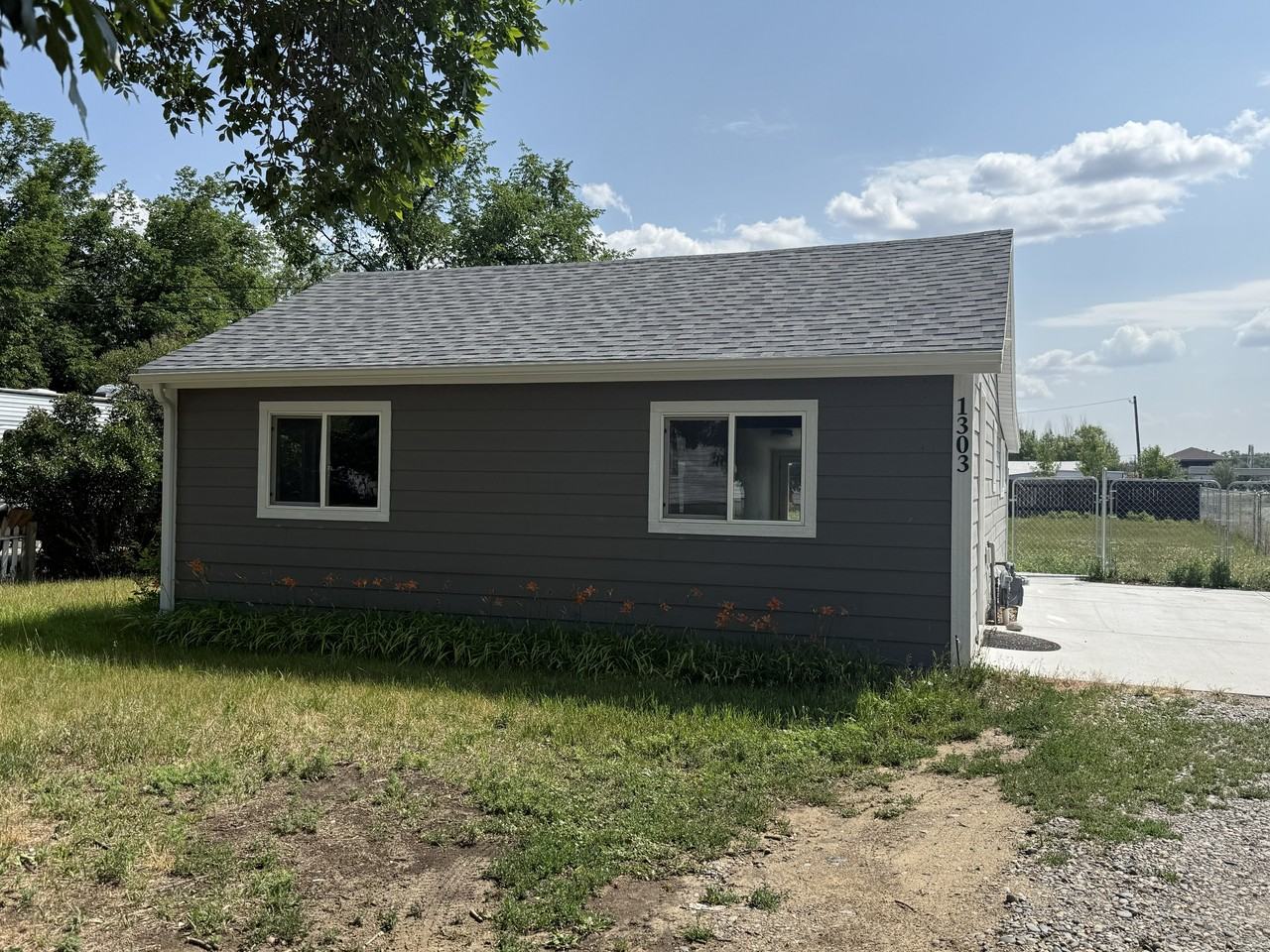 1303 Lake Elmo Dr - Photo 2 of 15