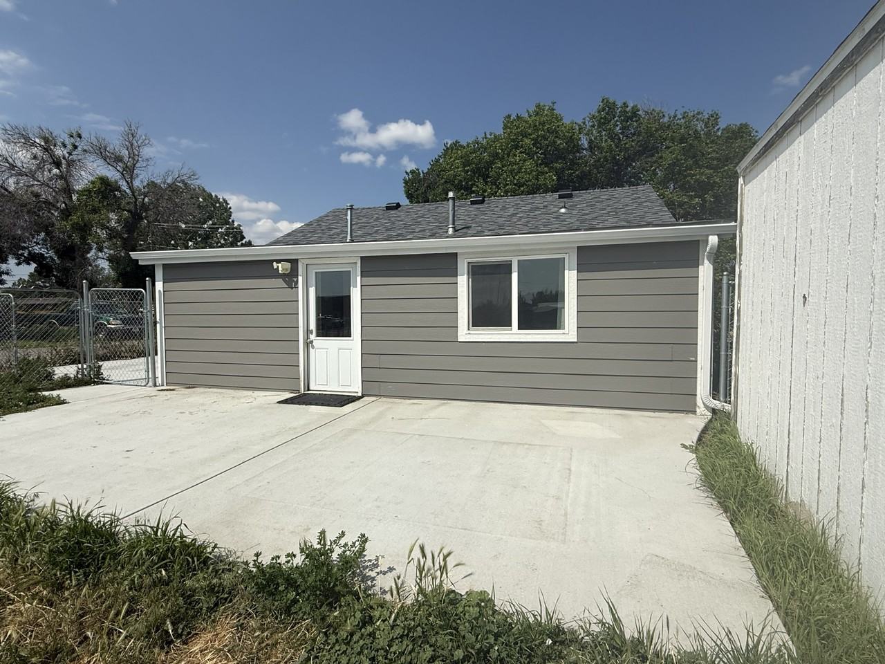 1303 Lake Elmo Dr - Photo 3 of 15