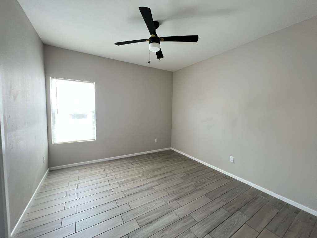 5701 Swallow Ave #3 - Photo 5 of 16