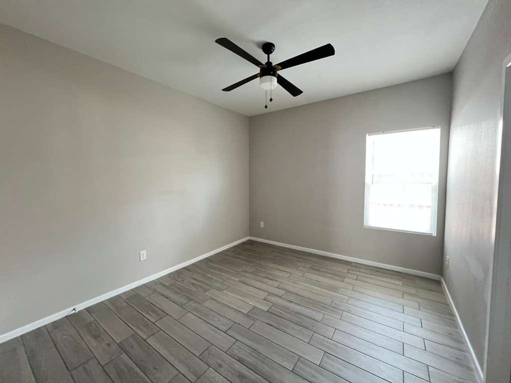 5701 Swallow Ave #3 - Photo 6 of 16