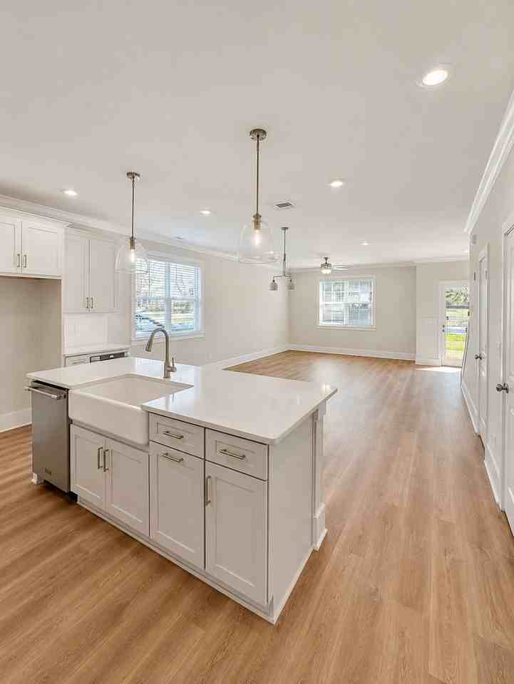 4630 Dogwood Pl #1 - Photo 6 of 22