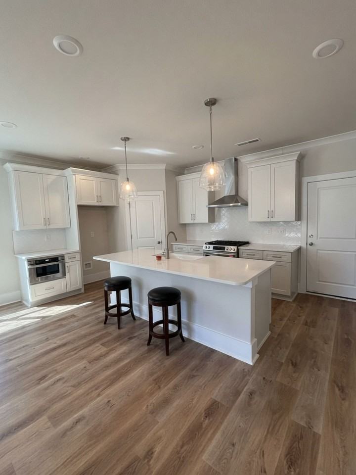 4638 Dogwood Pl #1 - Photo 5 of 18