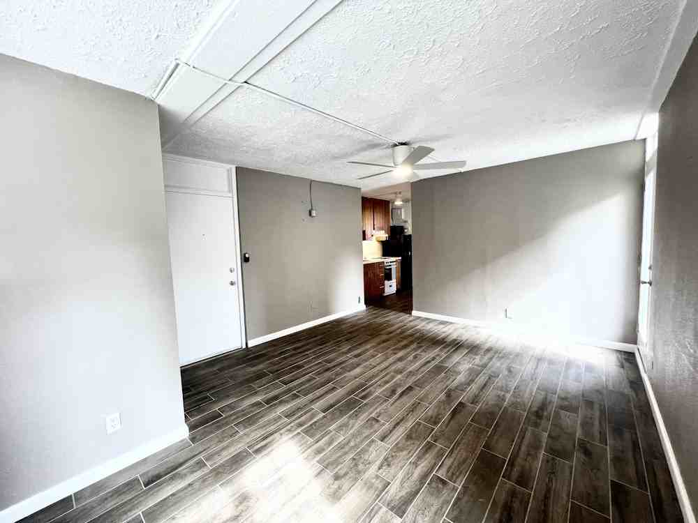 417 Namahana St #17 - Photo 7 of 10