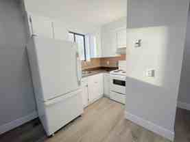 360 Tecumseh Rd W #208 - Photo 1 of 1