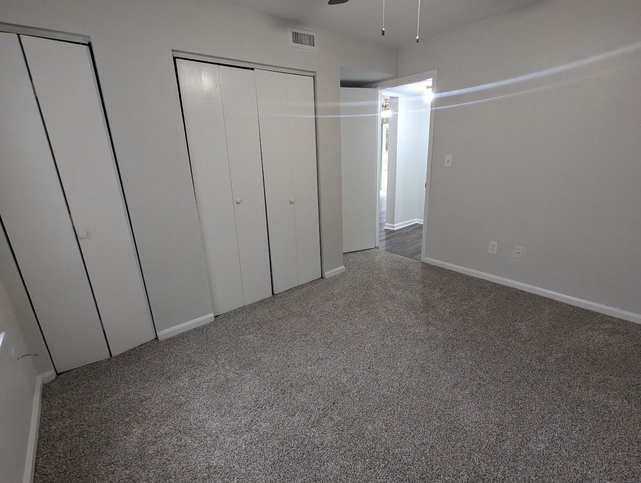 2347 Horne AvenueApt A #A - Photo 4 of 8