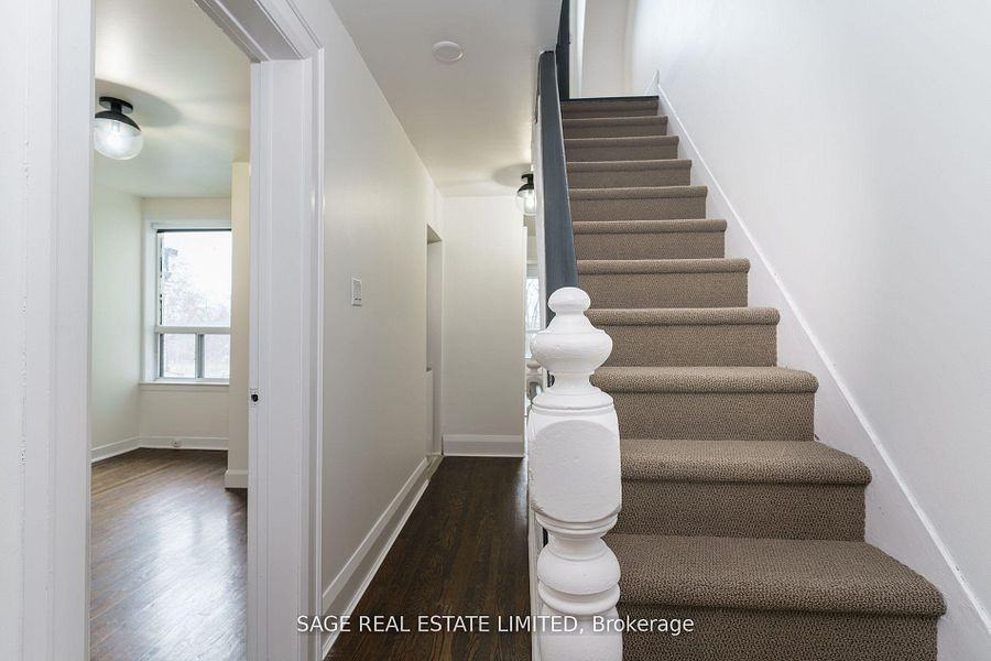 160 Gore Vale Avenue - Photo 9