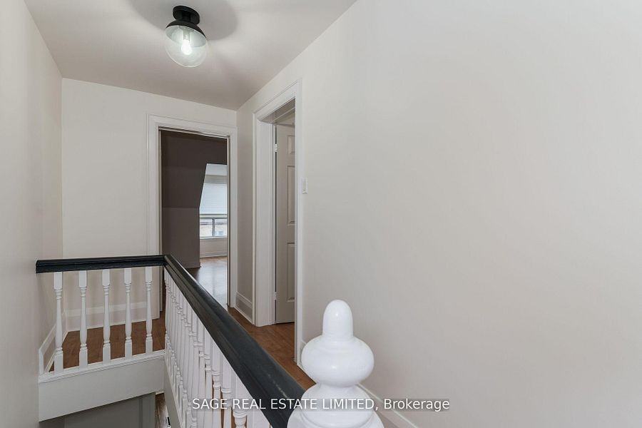 160 Gore Vale Avenue - Photo 10