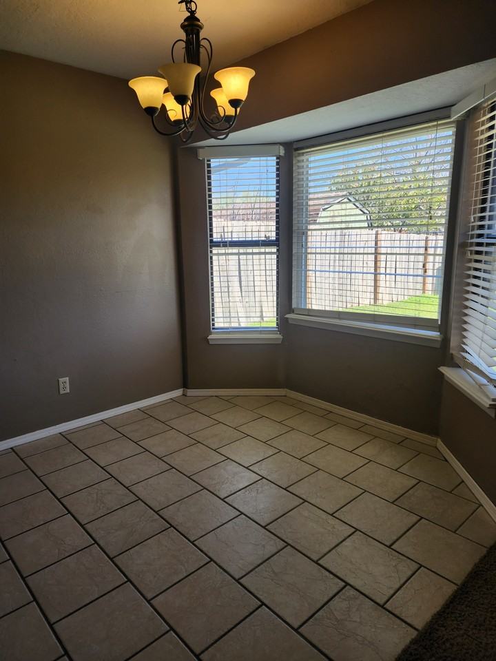 2821 Mt Vernon Rd #1 - Photo 6 of 25