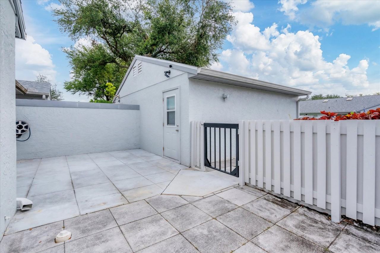 4732 Blackberry Dr #1 - Photo 3 of 32