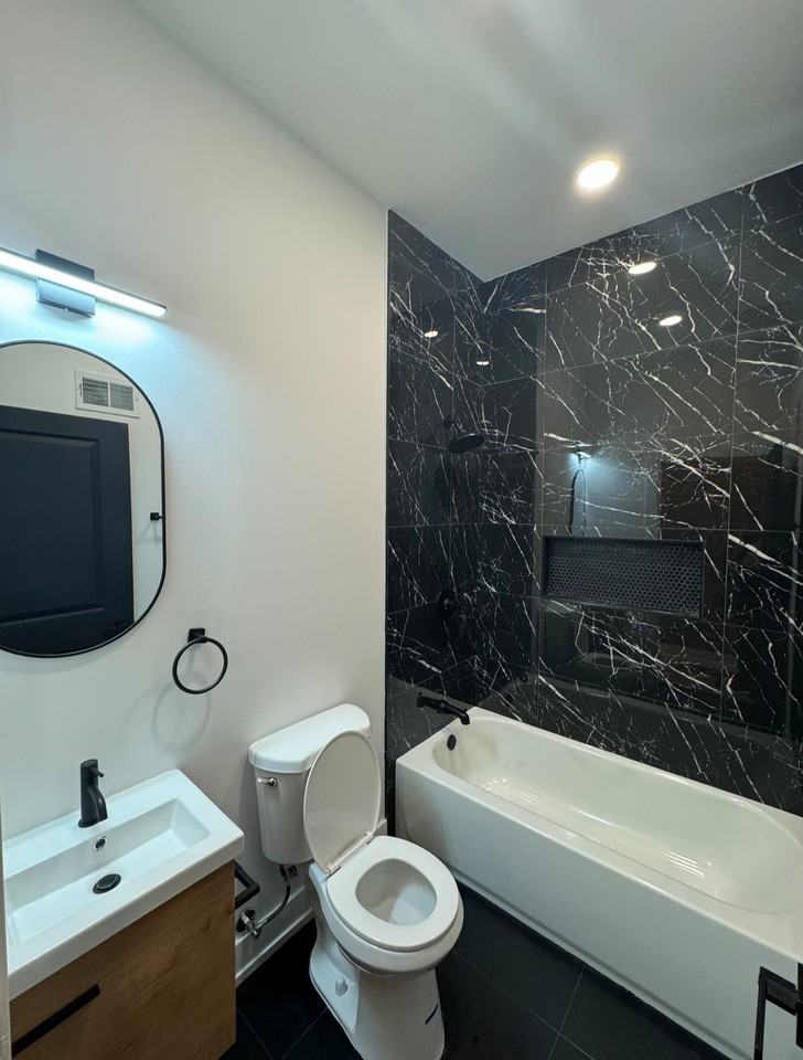 1224 W Hilton St #B - Photo 4 of 8