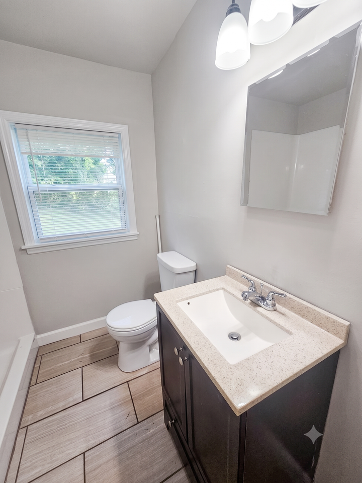 29 Hall St #1 - Photo 6 of 7